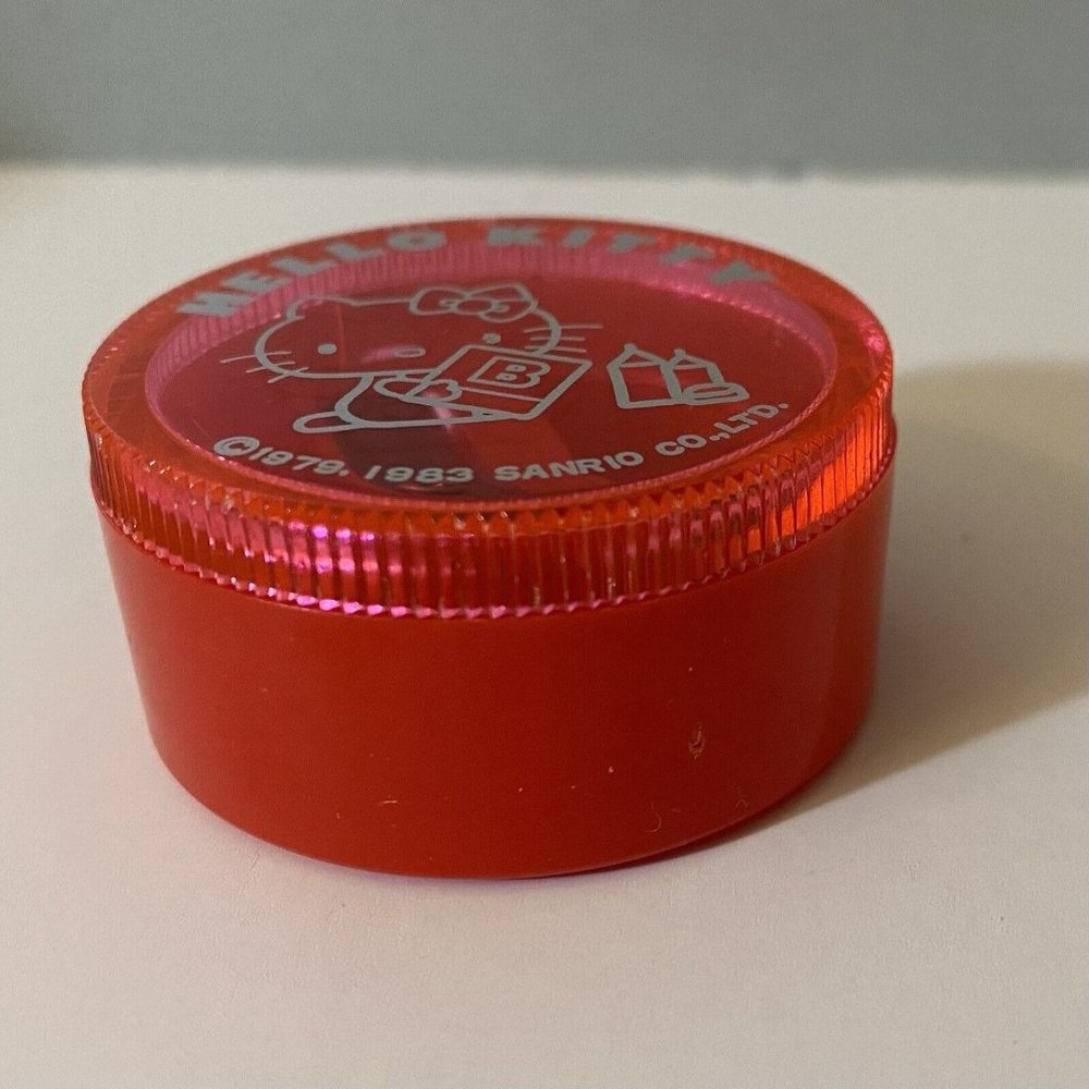 Vintage Sanrio Hello Kitty 1979 1983 Pencil Sharpener - Picture 6 of 12